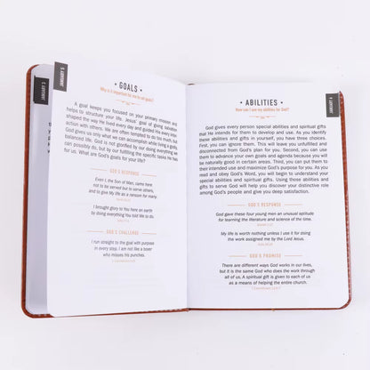 One Minute with God for Men 365 Devotions, Brown Faux Leather Flexcover, Ideal Gift for Dad, Husband, Pastor