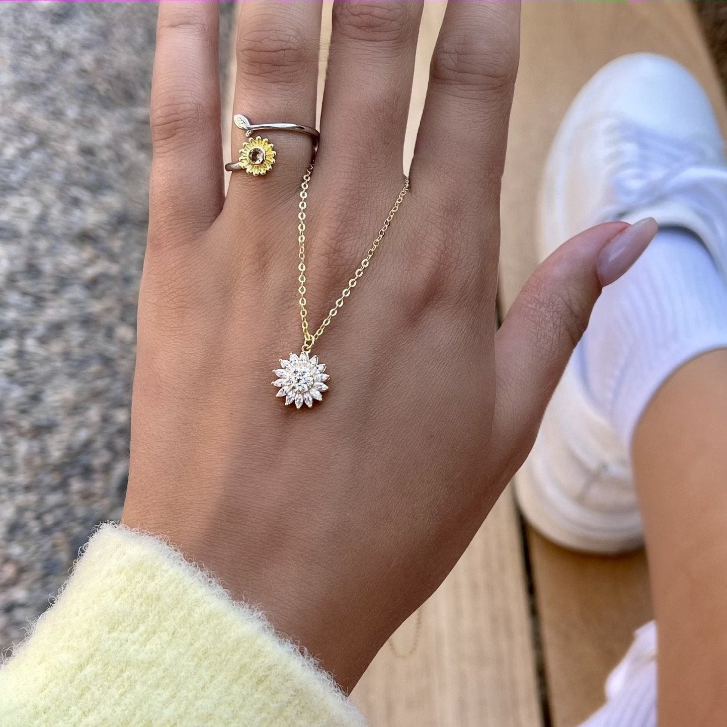 Sunflower Fidget Spinner Necklace
